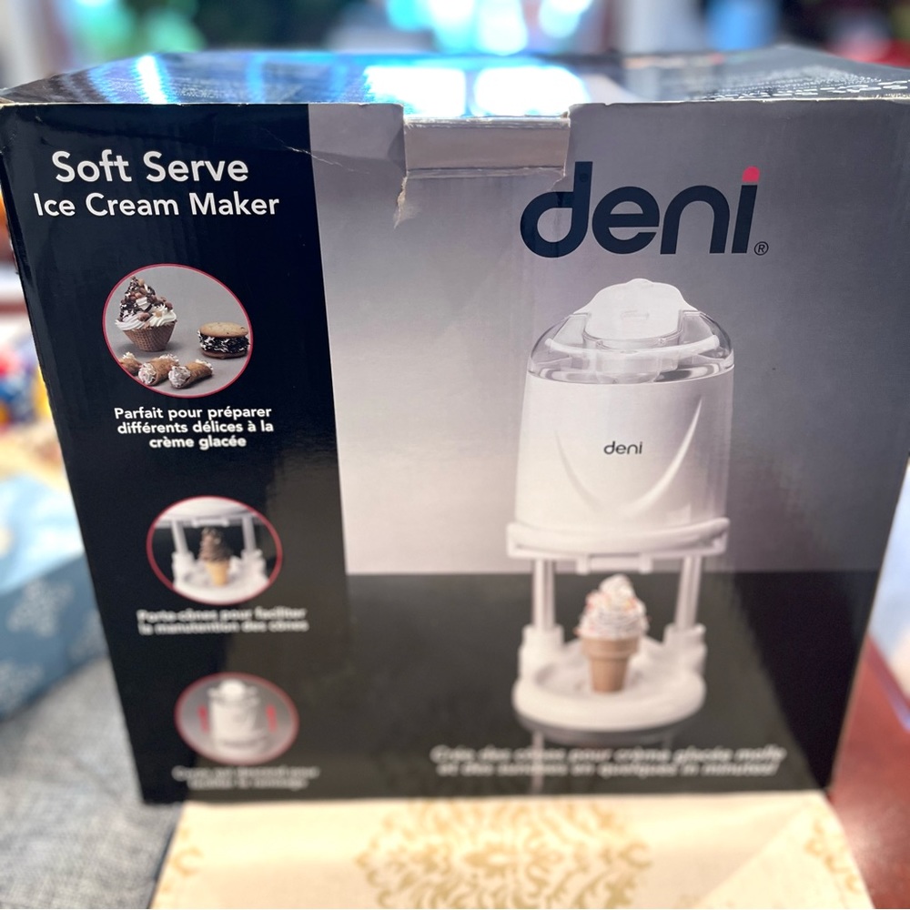 NWT~Ice Cream Maker-Soft Serve & more~Deni-White~Model#5540